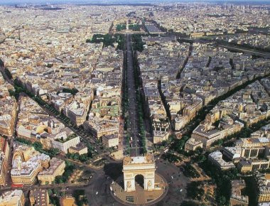 Γαλλία: Δείτε την «επιστολή - διαθήκη» του δράστη της αποτυχημένης επίθεσης στα Ηλύσια Πεδία